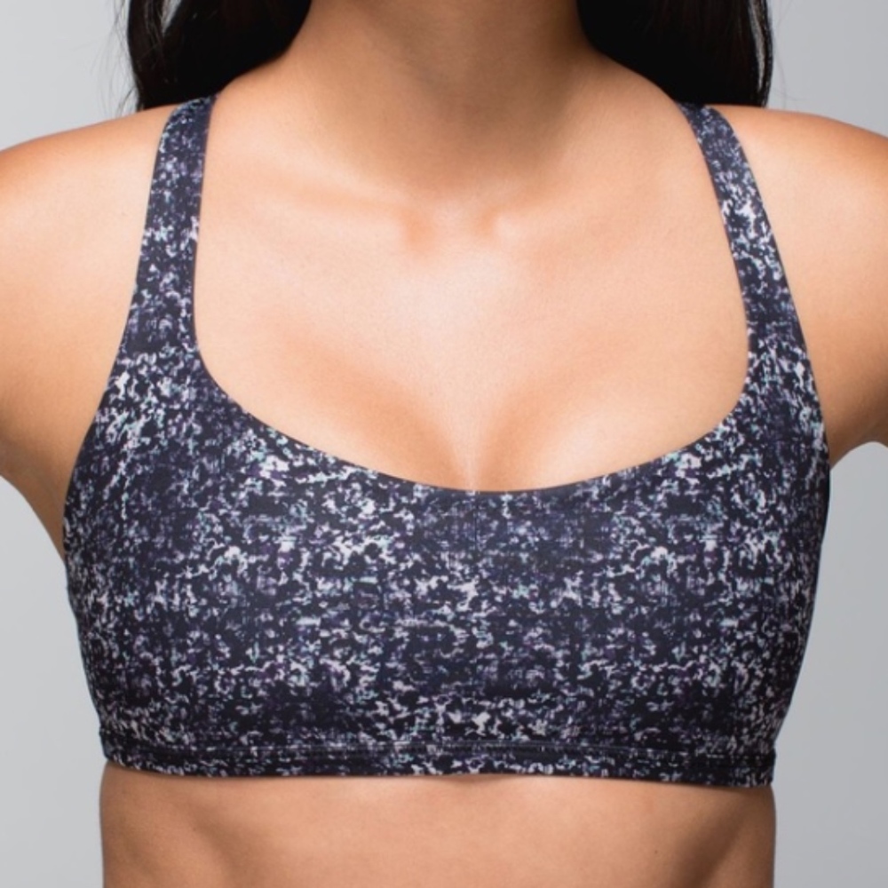 Lululemon Free to be Wild - 10